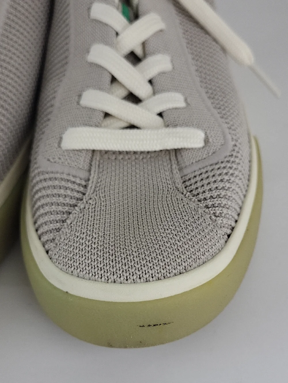 Women's Rothy's Lace Up Knit Sneakers Size 9